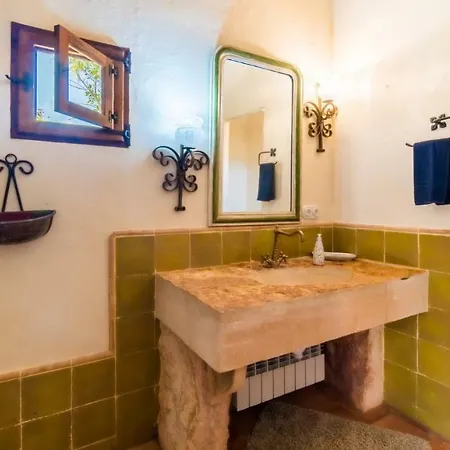 G Cuquet Villa Campos (Mallorca)
